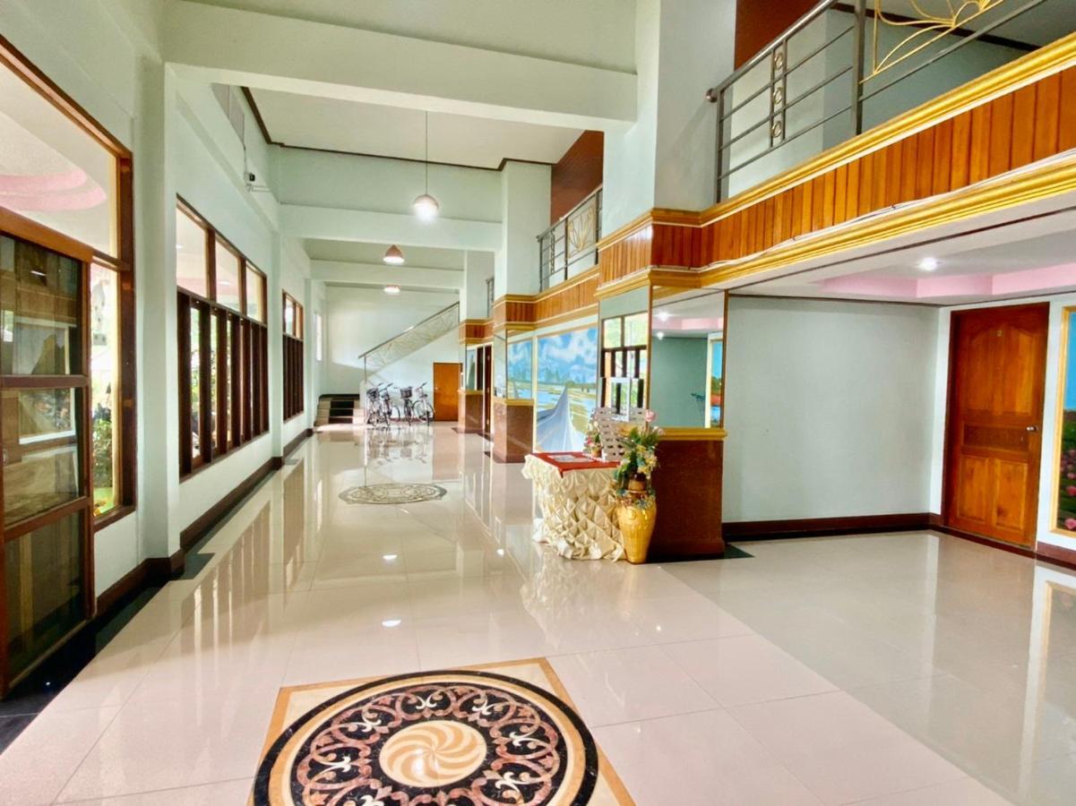 Sor Phattalung Hotel Phatthalung Extérieur photo